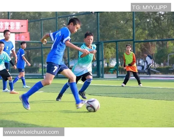 2017年青少年足球夏令营活动精彩回顾与成长故事分享